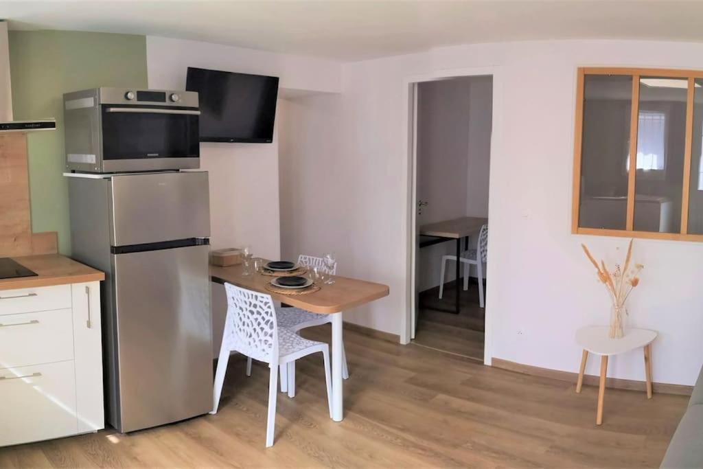 Ferienwohnung T1 Bis Proche Marais Avec Garage A Moto Bourges Exterior foto